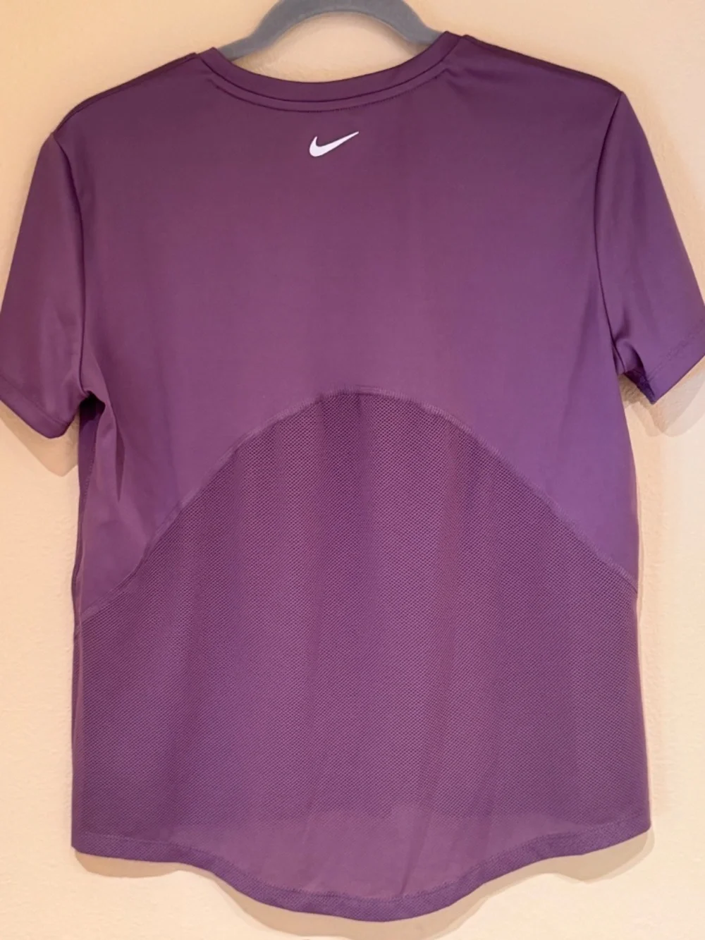Nike Running Dry-FIT Women's Short-Sleeve Top - Size 